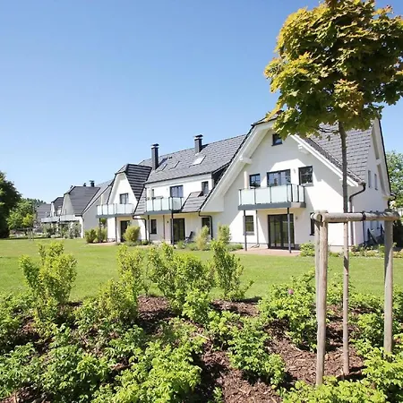 Strandnahe Mit Terrasse, Gratis Nutzung Vom Ahoi Erlebnisbad Und Sauna In Sellin - Rex Rugia 13-3 *